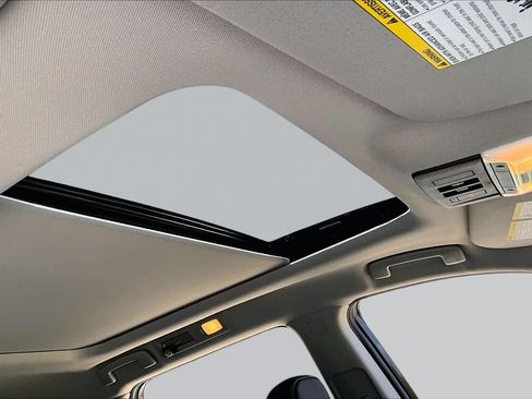Certified 2023 Nissan Pathfinder Platinum FWD image 14