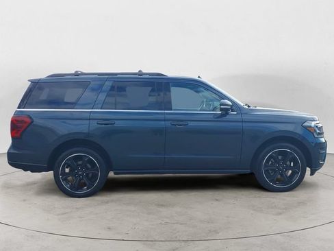 Used 2023 Ford Expedition Limited AWD/4WD image 6