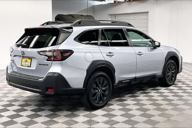 Used 2024 Subaru Outback Onyx Edition AWD/4WD image 13