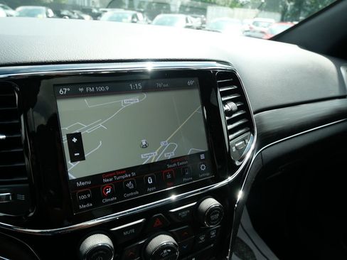 Used 2020 Jeep Grand Cherokee Limited AWD/4WD image 13