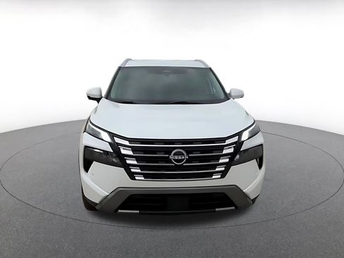 Used 2026 Nissan Rogue SL AWD/4WD image 4