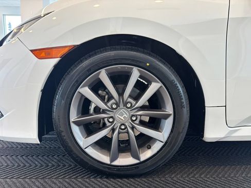 Used 2020 Honda Civic EX image 11