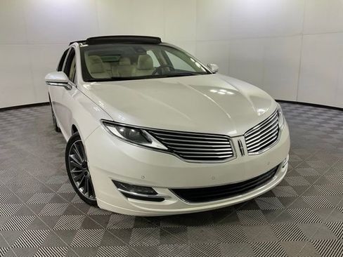 Used 2014 Lincoln MKZ AWD image 36