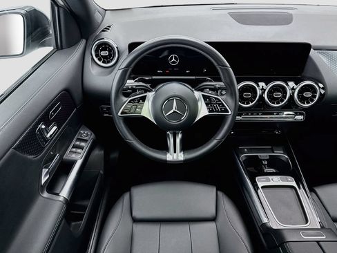 Certified 2026 Mercedes-Benz GLA 250 image 10