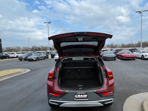 Used 2023 Buick Encore GX Select FWD image 9