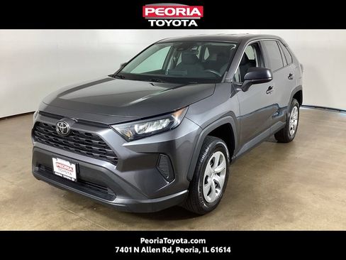 Used 2022 Toyota RAV4 LE FWD image 1