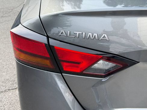 Used 2023 Nissan Altima 2.5 SV AWD/4WD image 27