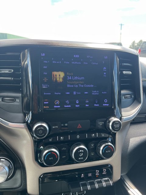 Used 2021 RAM 1500 Laramie AWD/4WD image 37