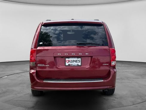 Used 2011 Dodge Grand Caravan Crew w/ Entertainment Group 1 FWD image 8