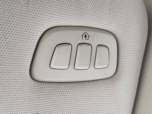 Used 2023 Lincoln Corsair AWD w/ Equipment Group 101A image 30
