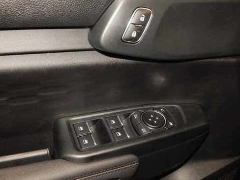 New 2025 Ford Ranger XLT w/ Black Appearance Package image 16