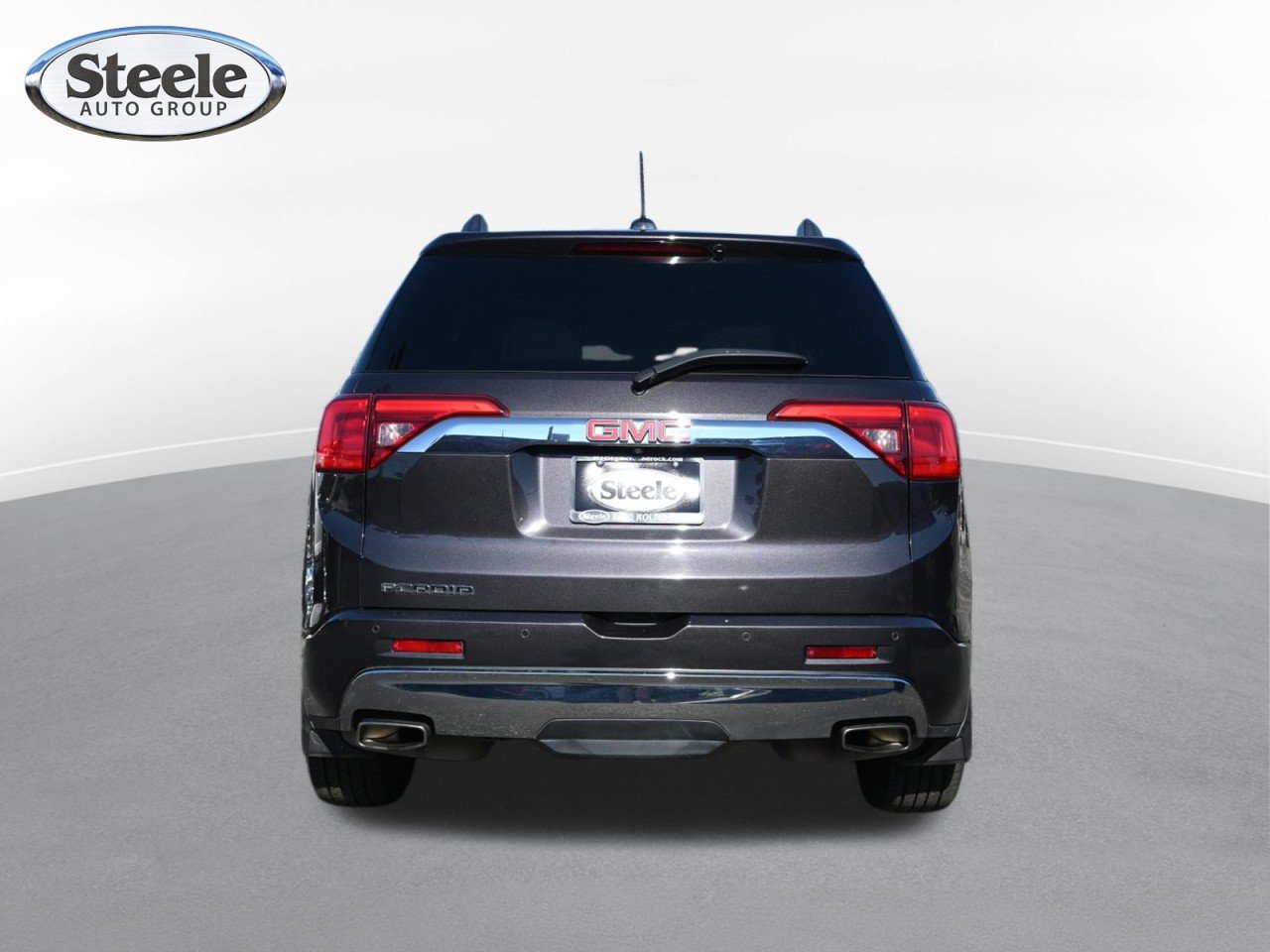 Used 2017 GMC Acadia Denali FWD image 6