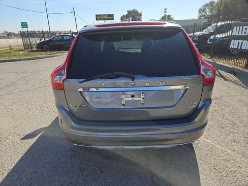 Used 2016 Volvo XC60 T6 w/ Protection Package image 6