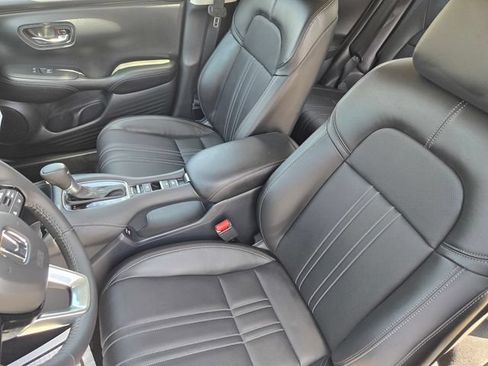 New 2027 Honda HR-V EX-L image 17