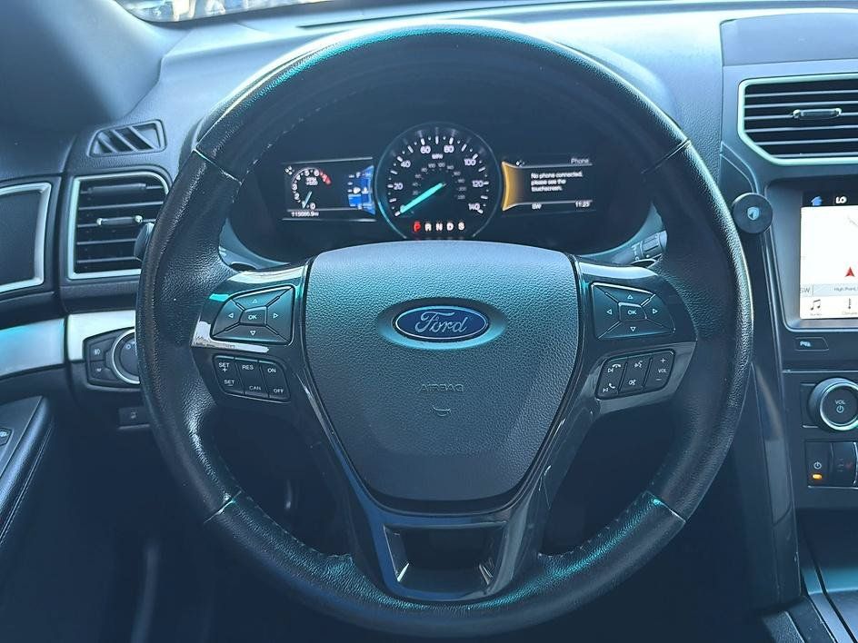 Used 2017 Ford Explorer XLT w/ Equipment Group 202A FWD image 12