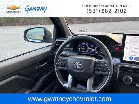 Used 2025 Toyota Tacoma TRD Off-Road image 25