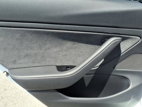 Used 2019 Tesla Model 3 Long Range AWD/4WD image 19