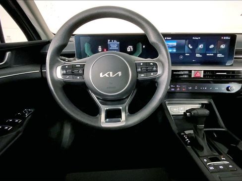 Certified 2025 Kia K5 LXS FWD image 5