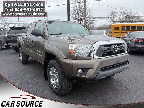Used 2015 Toyota Tacoma Base w/ SR5 Package image 3