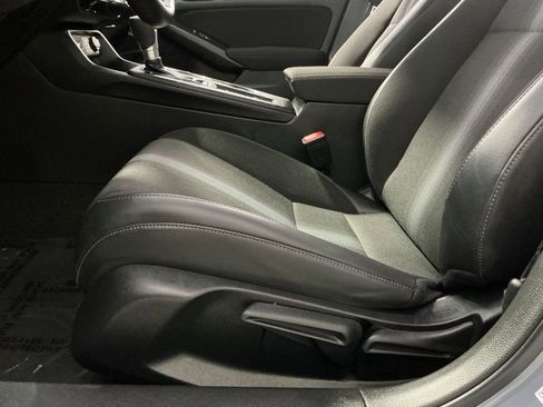 Used 2024 Honda Civic Sport image 15