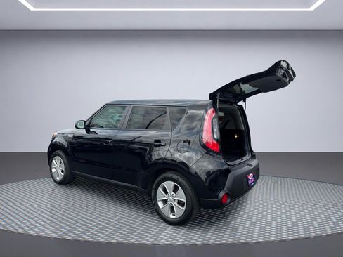 Used 2016 Kia Soul FWD image 8