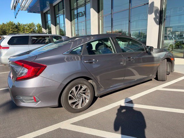 Used 2018 Honda Civic EX image 9