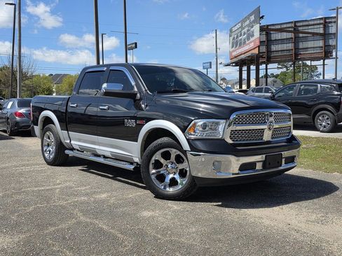 Used 2016 RAM 1500 Laramie w/ Convenience Group image 2