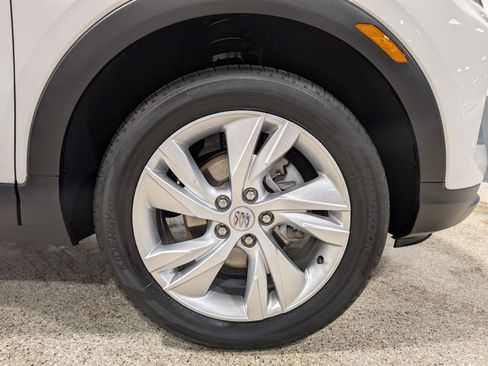 Used 2024 Buick Encore GX Preferred w/ Comfort Package image 11