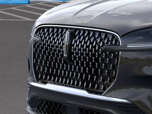 New 2026 Lincoln Aviator 2WD image 17