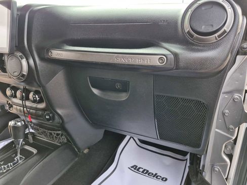 Used 2014 Jeep Wrangler Unlimited Sport w/ Quick Order Package 24S image 16