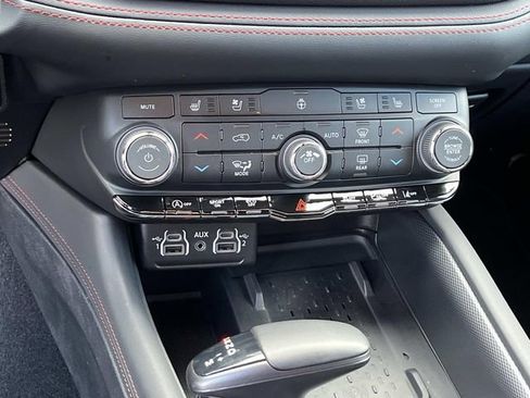 Used 2026 Dodge Durango GT AWD/4WD image 34