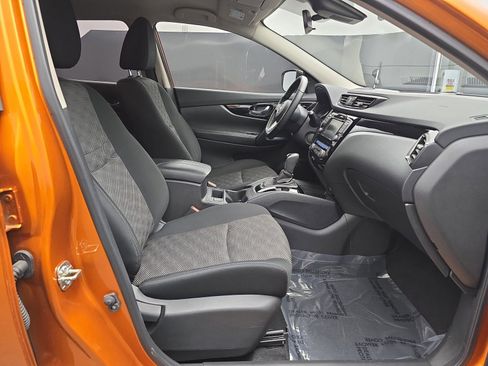 Used 2021 Nissan Rogue Sport SV image 36