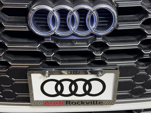 Certified 2024 Audi SQ5 Premium Plus AWD/4WD image 21