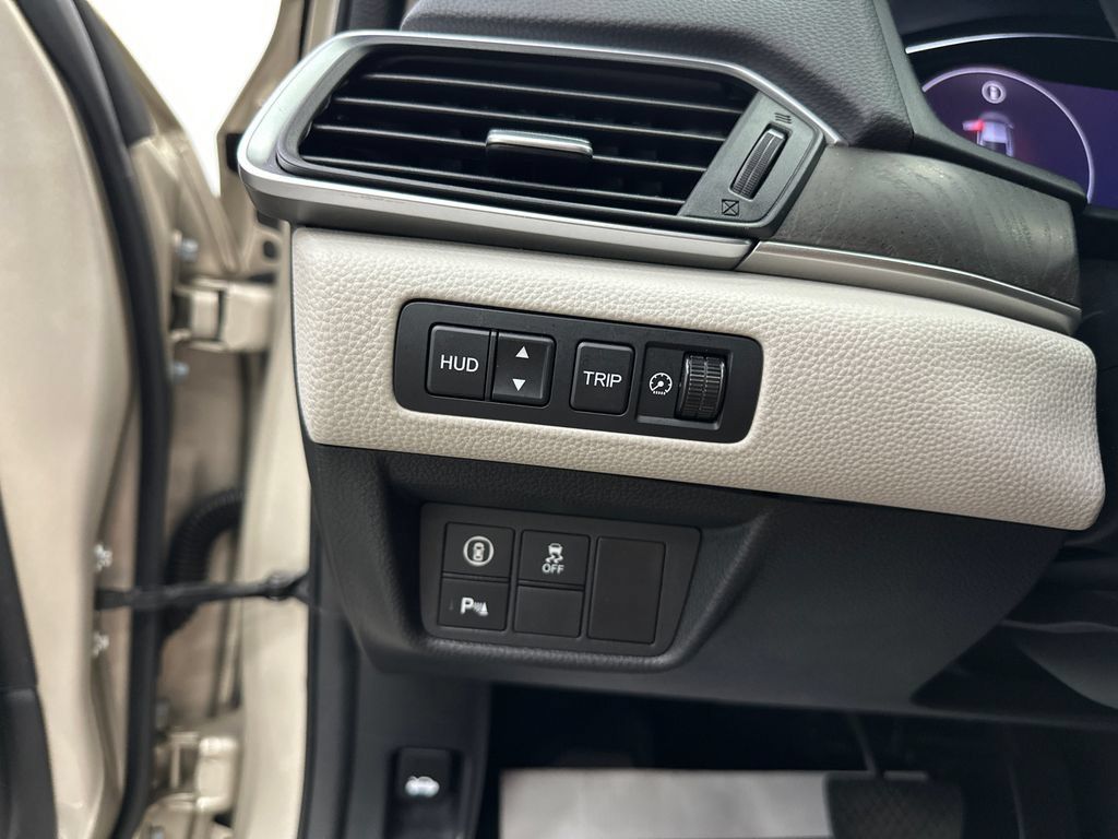 Used 2018 Honda Accord Touring image 33