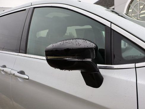 New 2026 Chrysler Pacifica Select image 2