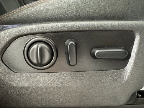 Used 2021 GMC Sierra 1500 AT4 image 36