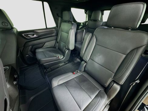 Used 2022 Chevrolet Tahoe LT w/ LT Signature Plus Package image 26