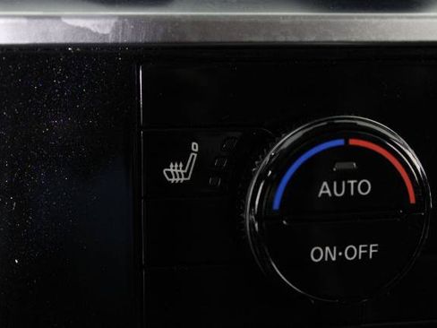 Certified 2025 Nissan Pathfinder SV AWD/4WD image 26