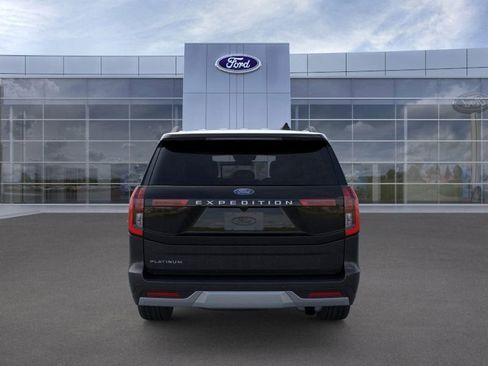 New 2025 Ford Expedition Platinum image 5
