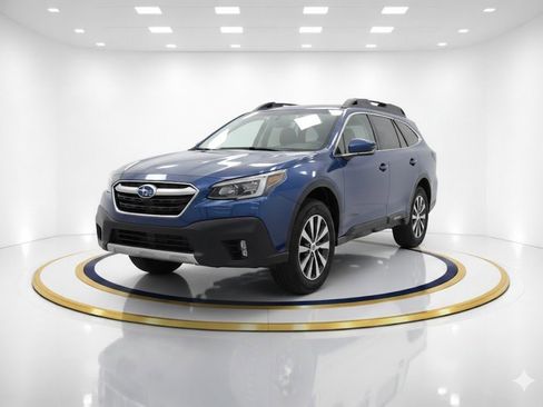 Used 2021 Subaru Outback Premium image 1