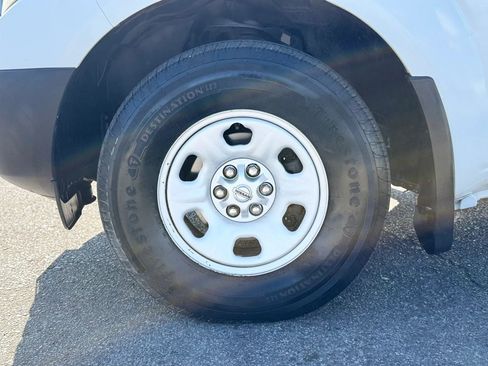 Used 2018 Nissan Frontier S RWD image 39