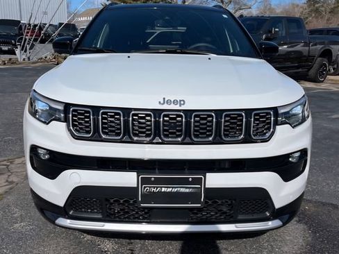 Used 2024 Jeep Compass Limited w/ Elite Group image 8