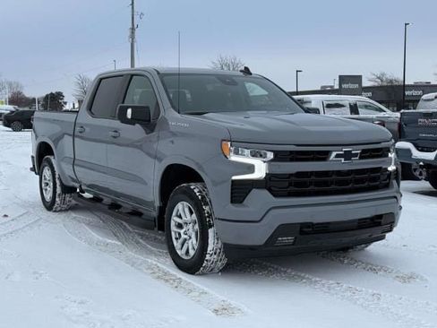 Used 2025 Chevrolet Silverado 1500 RST w/ Convenience Package II image 4