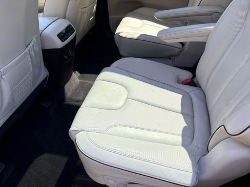 Used 2020 Hyundai Palisade Limited image 31