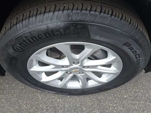 Used 2019 Chevrolet Equinox LS image 23