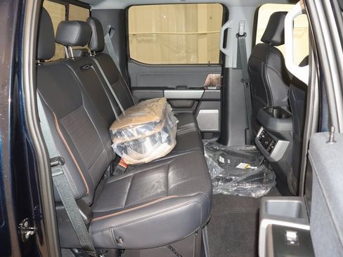 New 2025 Ford F350 Lariat w/ Lariat Ultimate Package image 15