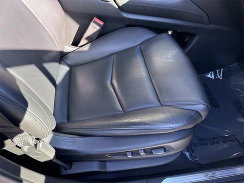 Used 2019 Cadillac XT5 Premium Luxury image 12