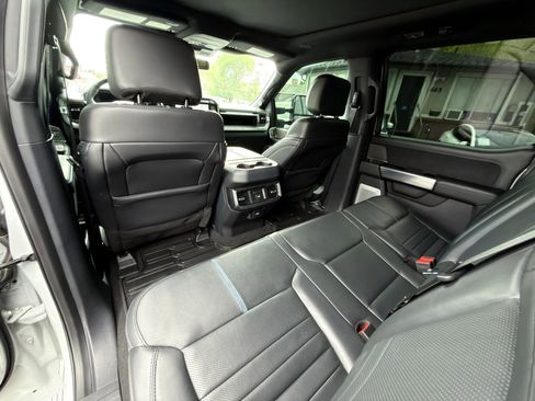 Used 2025 Ford F350 Platinum AWD/4WD image 27