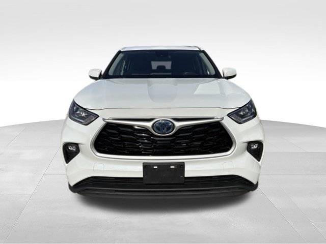 Used 2022 Toyota Highlander LE AWD/4WD image 8
