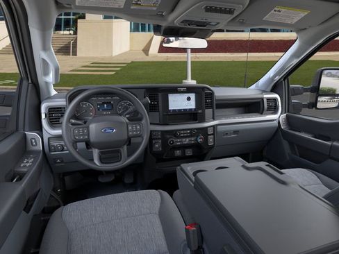 New 2026 Ford F450 XL w/ 360-Degree Camera Package image 9